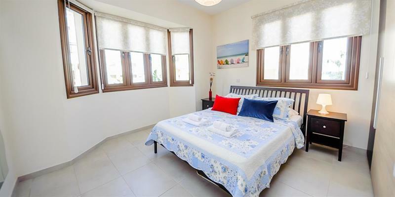 Oceanview Luxury 165 Pernera